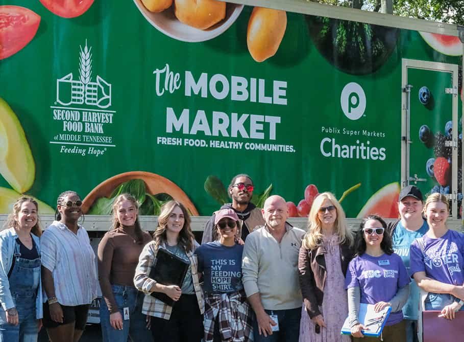 A Second Harvest Mobile Food Market